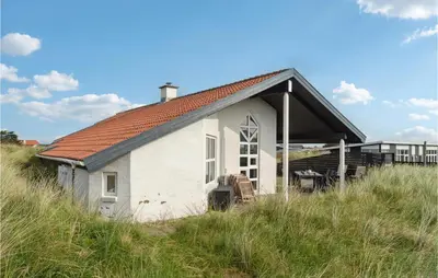 a small white building with a red roof at Pet Friendly Home In Thisted With Wifi in Thisted