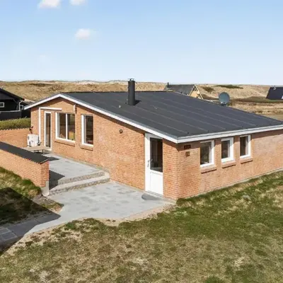 Awesome Home In Harboøre With Wifi