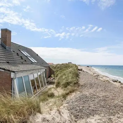 Cozy Home In Frøstrup With Sauna
