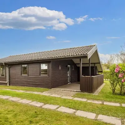 6 person holiday home in Struer-By Traum