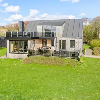 Stunning Home In Spøttrup With Wifi