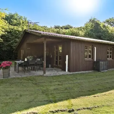 3 Bedroom Nice Home In Farsø