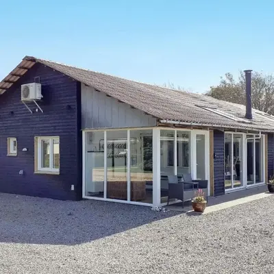 12 person holiday home in Vinderup-By Traum