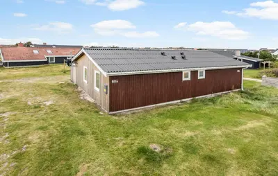 an overhead view of a building with a yard at Beautiful Home In Thisted in Thisted