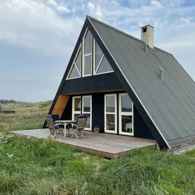 Architect-Designed Gem At The West Coast