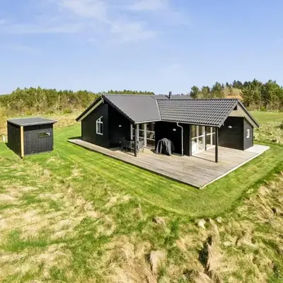 Modern Holiday Home From 2017