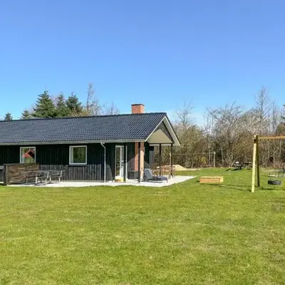 Beautiful Home In Spøttrup With Wifi