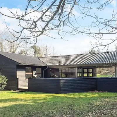 6 person holiday home in Spøttrup