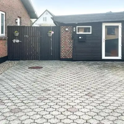 Cozy Home In Thyborøn With Wifi