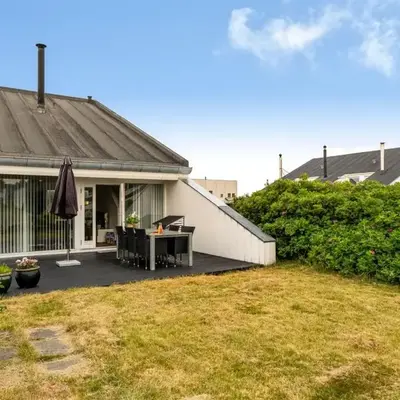Holiday Home Nis - 900m from the sea by Interhome
