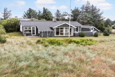 a house in the middle of a field at 1351-Thisted-Mose-Bollevej-13 in Thisted