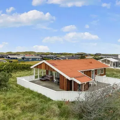 4 Bedroom Beautiful Home In Thisted