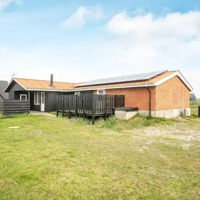 8 person holiday home in Harboøre-By Traum