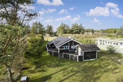 an overhead view of a house in a yard at LK1641-Lokken-Karinavej-3 in Løkken