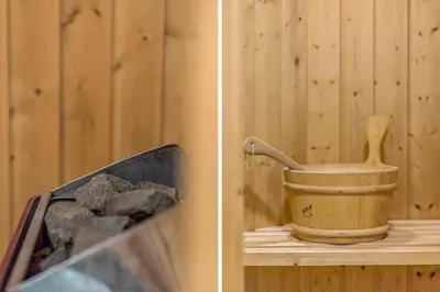 two pictures of a bucket of rocks next to a wall at G124-Lemvig-Porsevej-24 in Lemvig