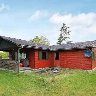 6 person holiday home in Vinderup