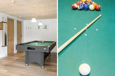 a room with a pool table and a pool cue at JB205-Fjerritslev-Tyttebaerstien-12 in Fjerritslev