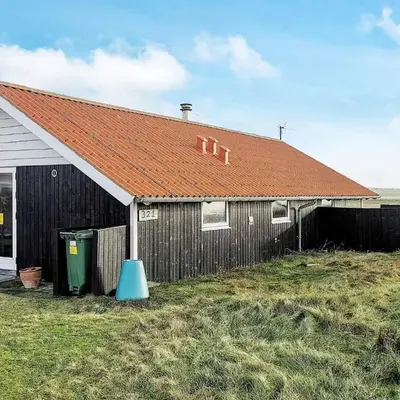 8 person holiday home in Harboøre