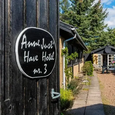 Anne Just's Havehotel