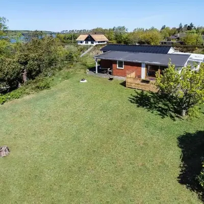 Holiday Home Pinen Roslev X