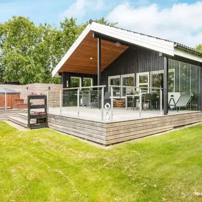 8 person holiday home in Struer-By Traum