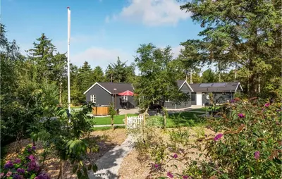 a view of a house from the garden at 4 Bedroom Amazing Home In Hurup Thy in Sønder Ydby