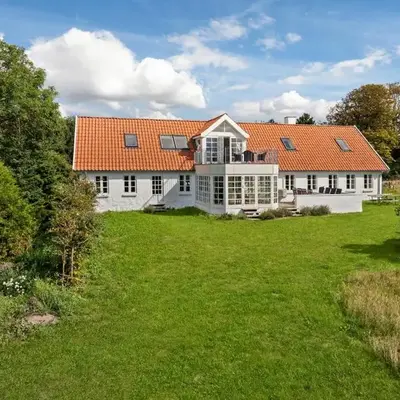 Lovely Home In Aabybro With Kitchen