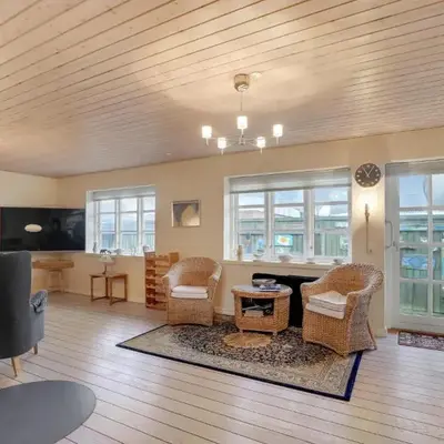 Nice Home In Thyborøn With Wifi