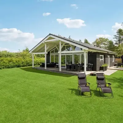 Gorgeous Home In Thyholm With Wifi
