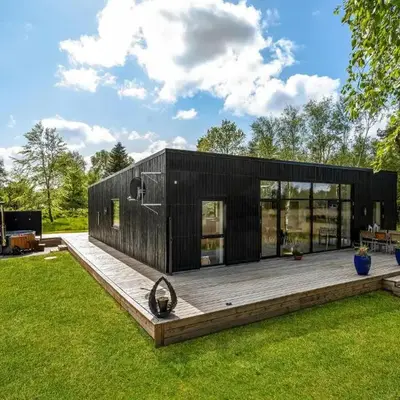 4 Bedroom Gorgeous Home In Fur