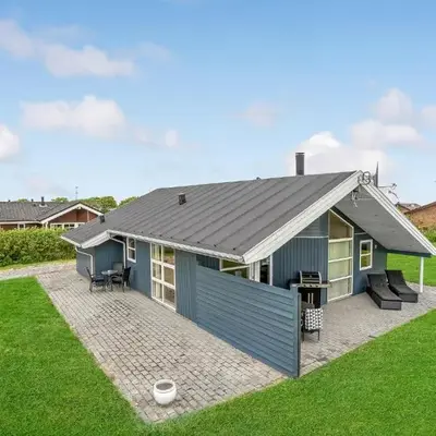 Stunning Home In Lemvig With Wifi