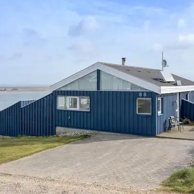 Holiday Home Rajna - 95m to the fjord by Interhome