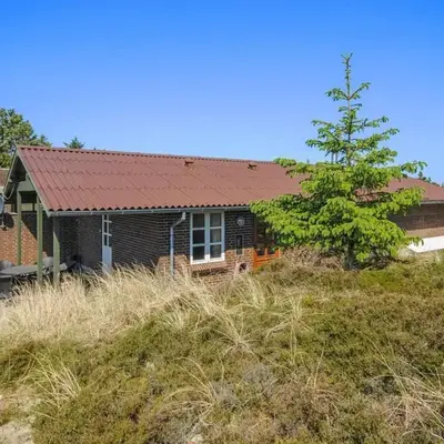 Holiday Home Thermet - 900m from the sea by Interhome