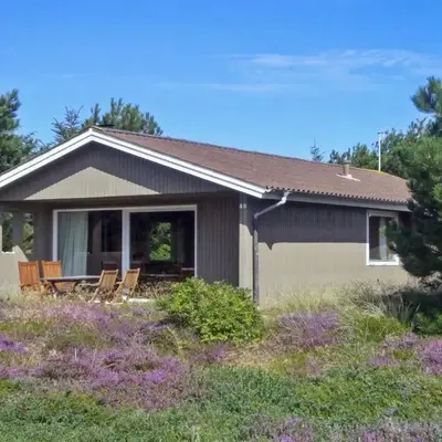Holiday Home Tuovi - 800m from the sea by Interhome