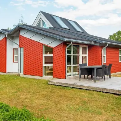 6 person holiday home in Vemb-By Traum